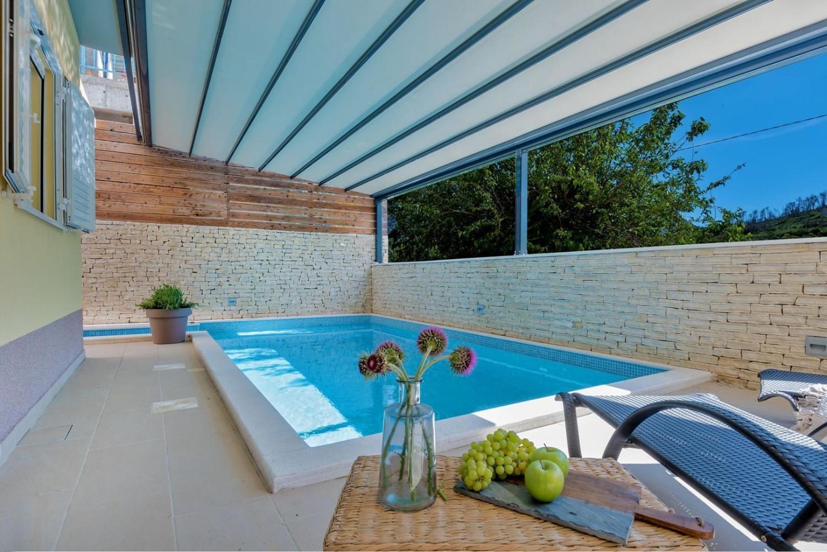 Luxury Villa Lelu With Heated Saltwater Pool, Parking, High Speed Internet, Bbq, Žrnovnica エクステリア 写真